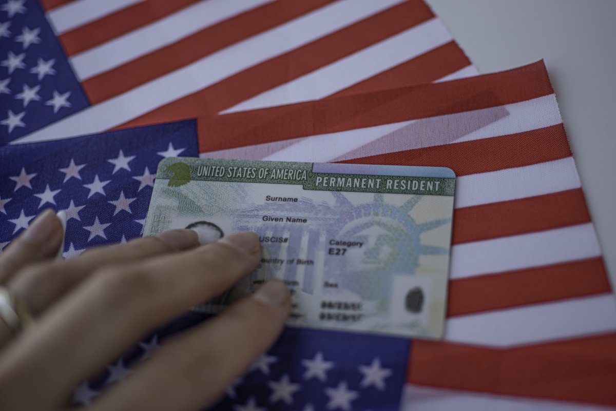 us green card travel to uk